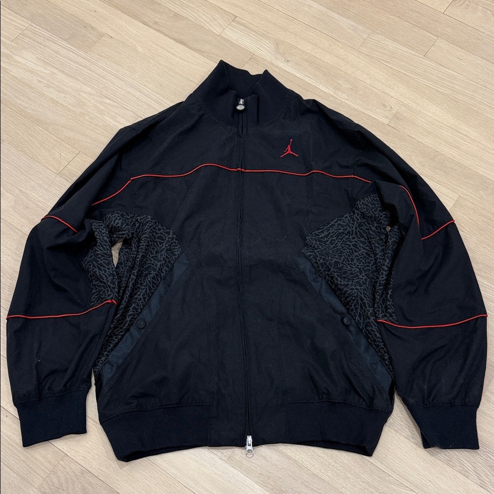 Jordan jacket small